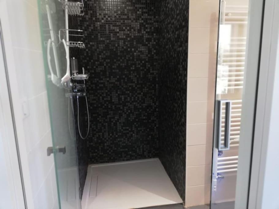 Gite De Charme 5 Etoiles Pour Couple Avec Sauna Et Jacuzzi Exterieurs Privatifs Peaugres Εξωτερικό φωτογραφία